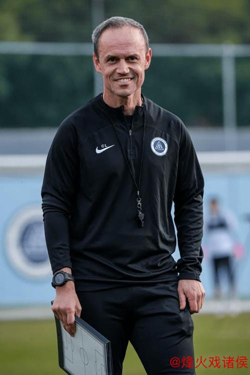 深圳新鹏城连场零封表现亮眼,主帅拉坦齐奥表示满意 深圳新鹏城连场零封表现亮眼,主帅拉坦齐奥表示满意