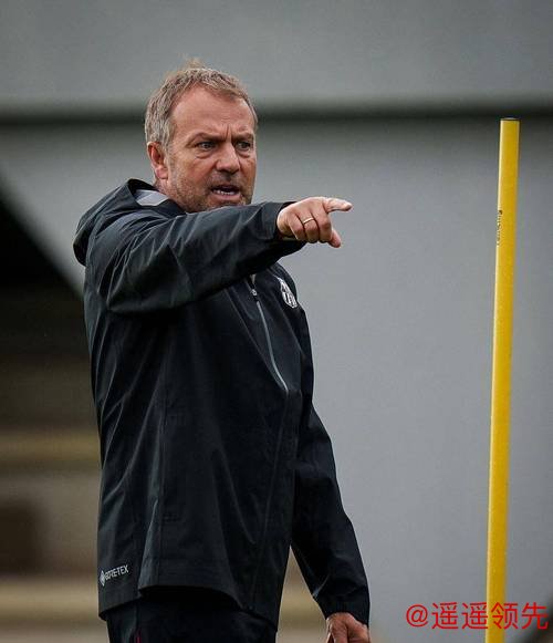 倒计时开启！巴萨批准“超级巨星”冬窗转会，弗里克锁定22球神锋补强锋线