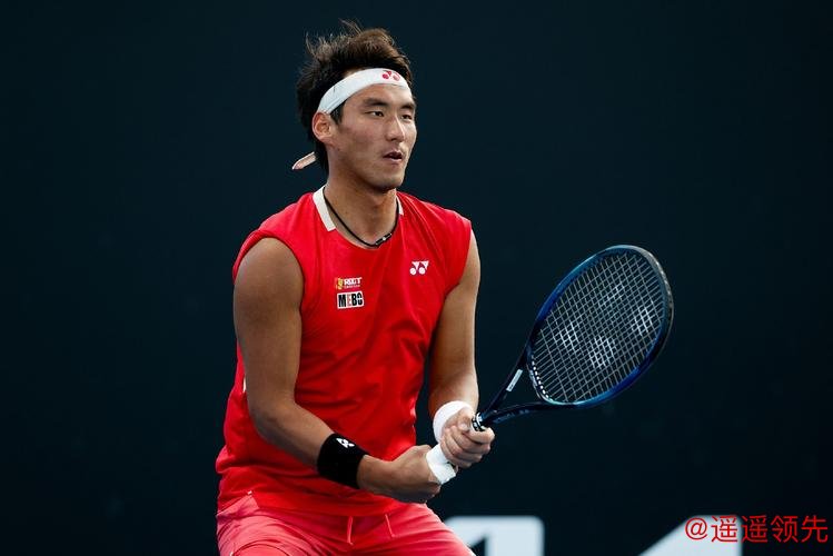 广州挑战赛布云朝克特晋级次轮 特日格乐亦过关